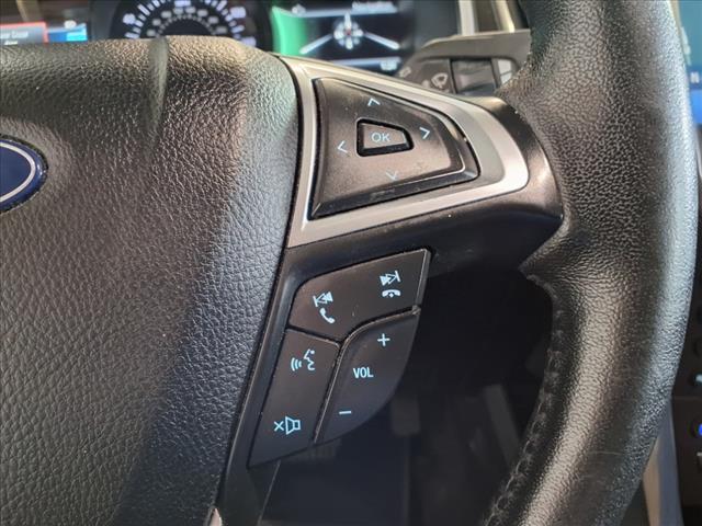 Photo of 2020 Iconic Silver Metallic Ford Edge