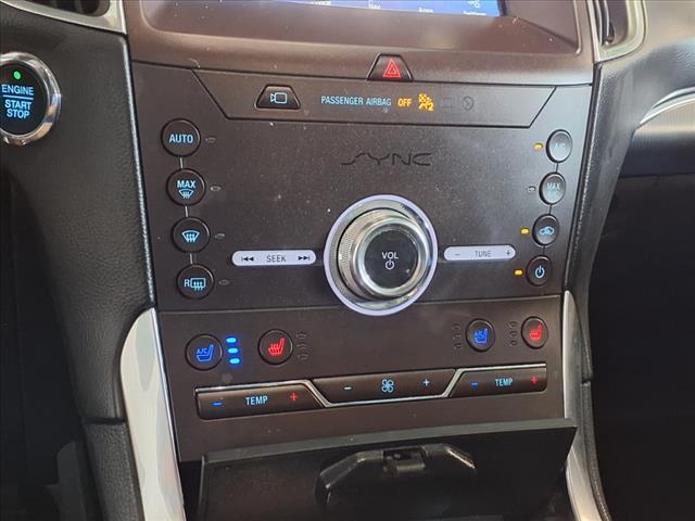 Photo of 2020 Iconic Silver Metallic Ford Edge