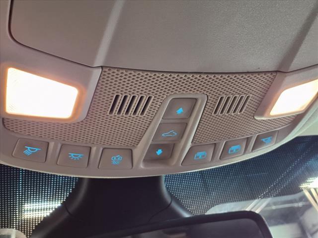 Photo of 2020 Iconic Silver Metallic Ford Edge
