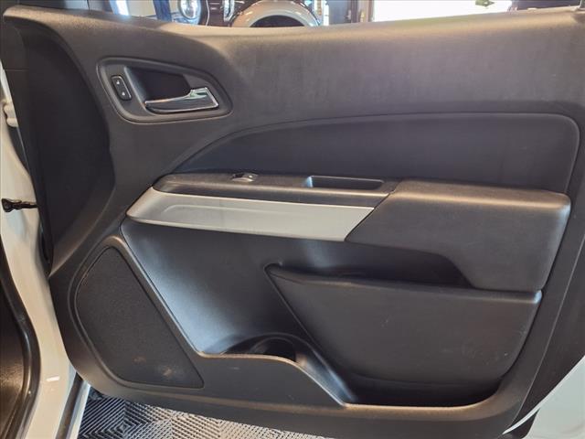 Photo of 2021 Summit White Chevrolet Colorado