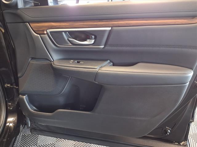 Photo of 2022 Crystal Black Pearl Honda CR-V