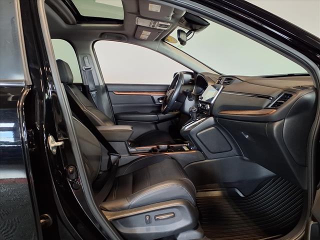 Photo of 2022 Crystal Black Pearl Honda CR-V