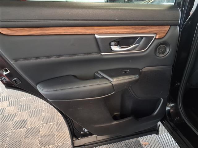 Photo of 2022 Crystal Black Pearl Honda CR-V