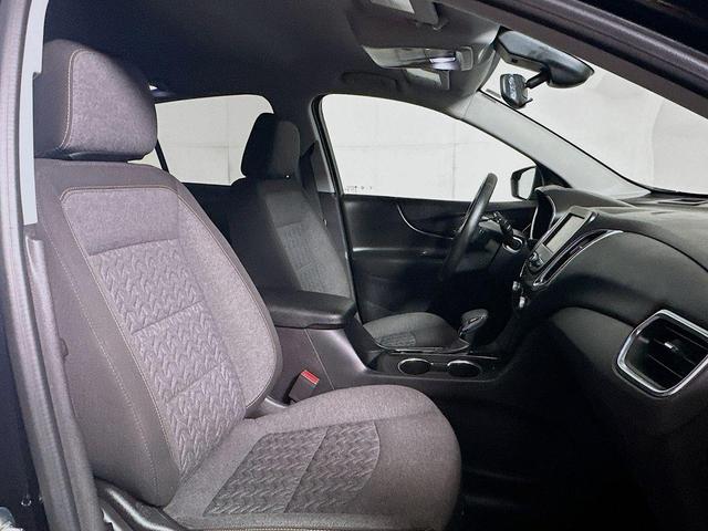 Photo of 2024 Mosaic Black Metallic Chevrolet Equinox