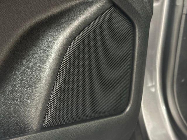 Photo of 2024 Gray Metallic Ford Edge