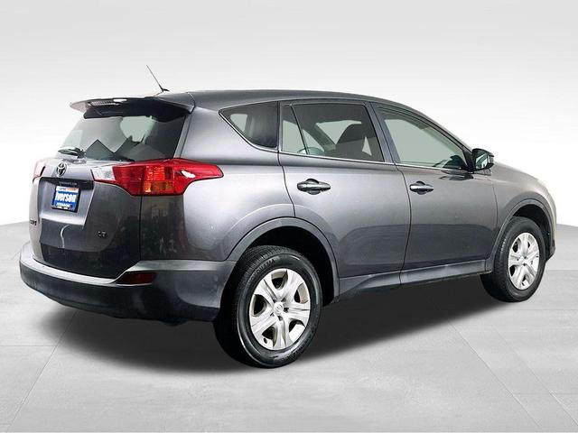 Photo of 2015 Gray Toyota RAV4