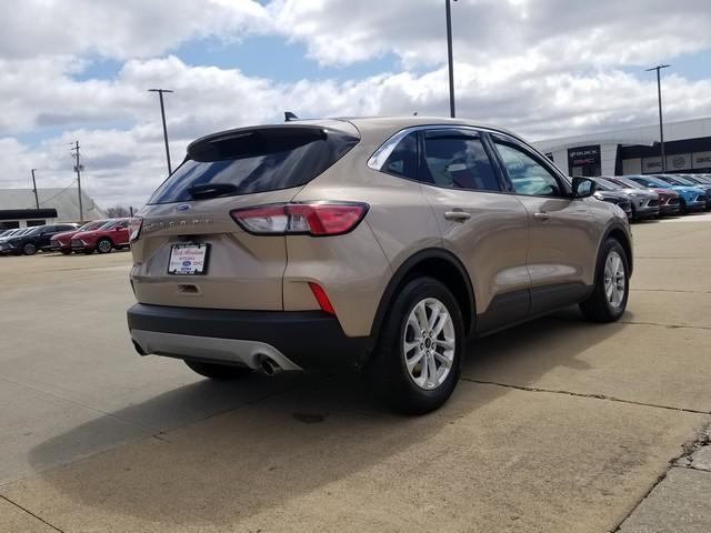 Photo of 2021 Desert Gold Metallic Ford Escape