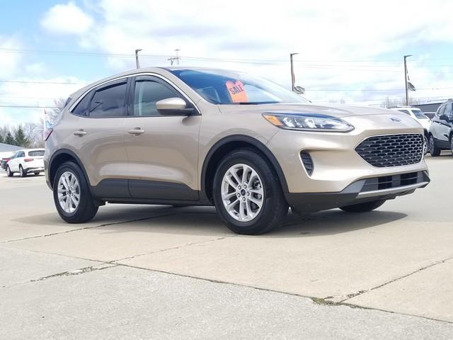 Photo of 2021 Desert Gold Metallic Ford Escape