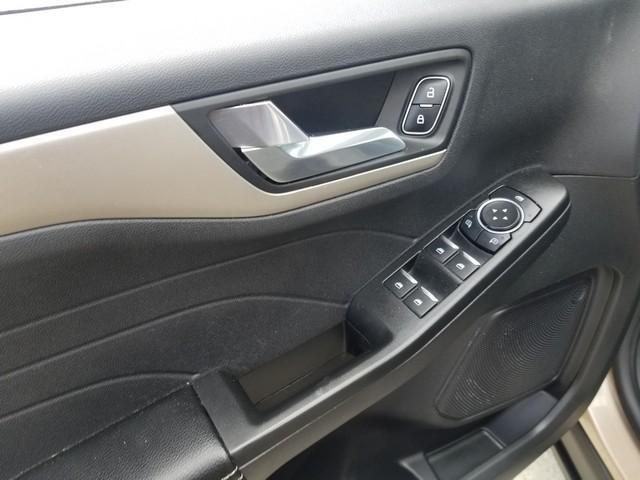 Photo of 2021 Desert Gold Metallic Ford Escape