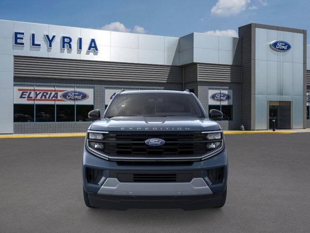 Photo of 2025 Blue Ford Expedition Max