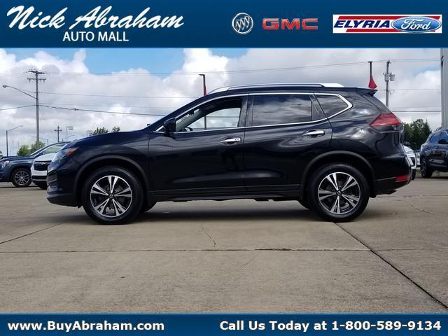 Photo of 2019 Magnetic Black Nissan Rogue