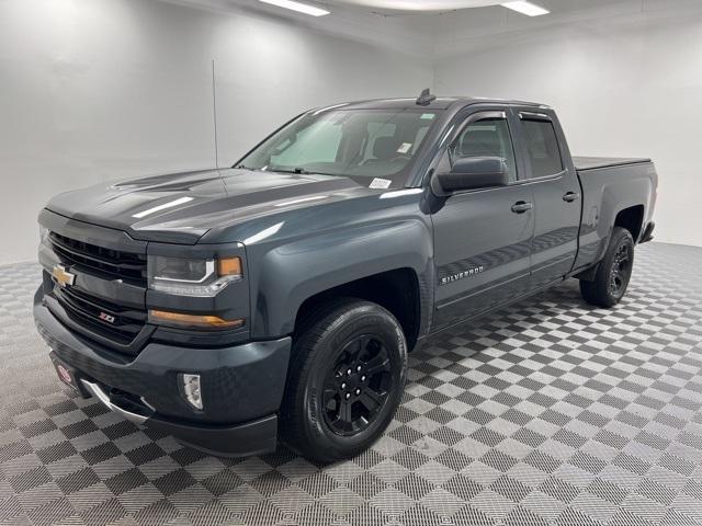 Photo of 2017 Gray Chevrolet Silverado 1500
