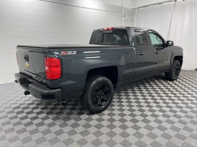 Photo of 2017 Gray Chevrolet Silverado 1500