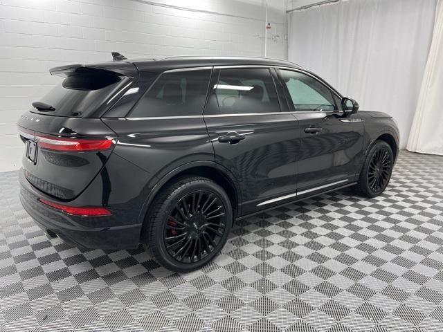 Photo of 2022 Black Lincoln Corsair