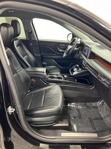 Photo of 2022 Black Lincoln Corsair