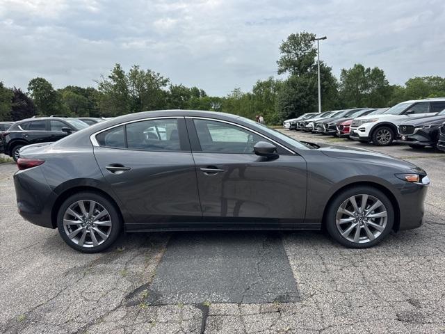 Photo of 2025 Gray Mazda Mazda3