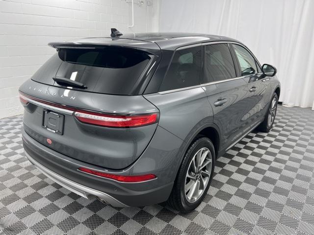 Photo of 2023 Gray Lincoln Corsair