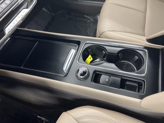 Photo of 2023 Gray Lincoln Corsair