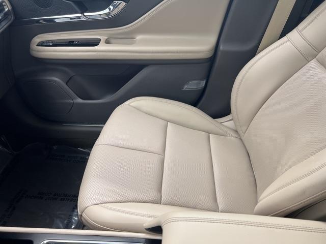 Photo of 2023 Gray Lincoln Corsair
