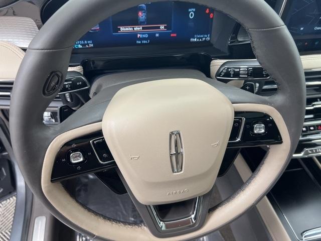 Photo of 2023 Gray Lincoln Corsair
