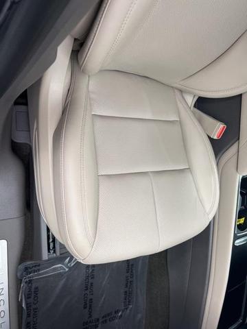 Photo of 2023 Gray Lincoln Corsair