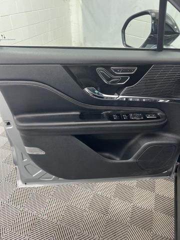 Photo of 2022 Silver Lincoln Corsair