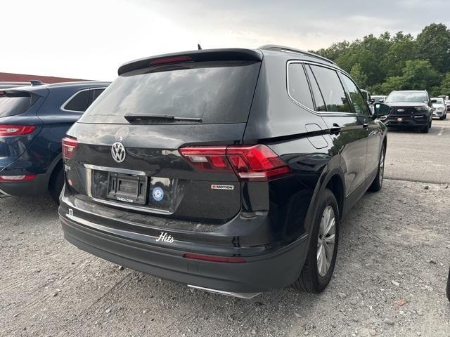 Photo of 2019 Deep Black Pearl Effect Volkswagen Tiguan