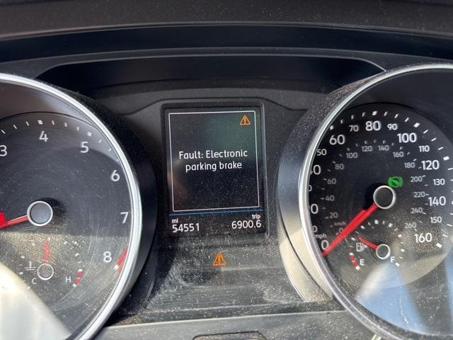 Photo of 2018 Pure White Volkswagen Tiguan