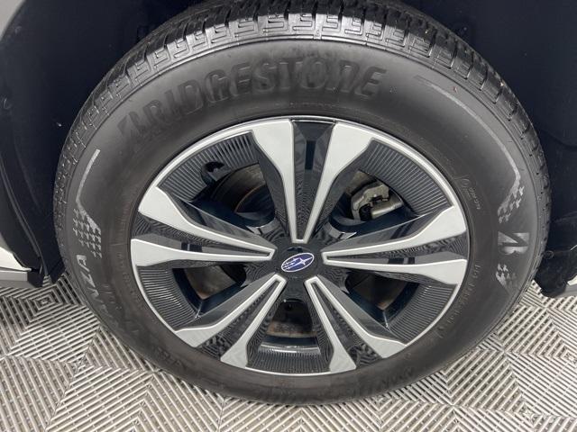Photo of 2023 Cosmic White Pearl Subaru Solterra