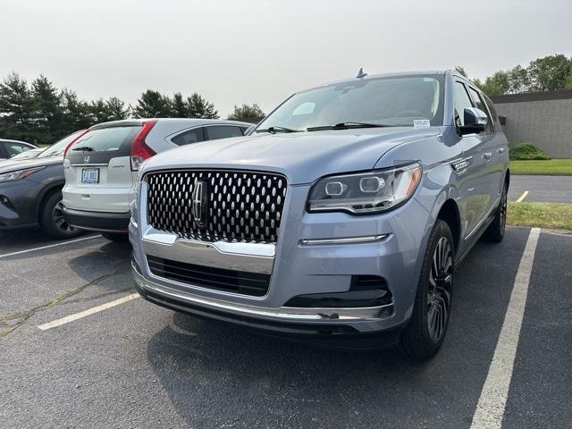 2023 Lincoln Navigator L