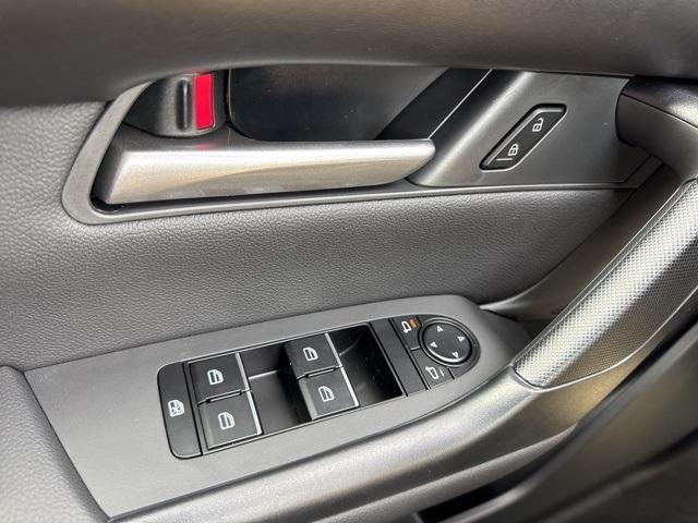 Photo of 2025 Polymetal Gray Metallic Mazda CX-50 Hybrid