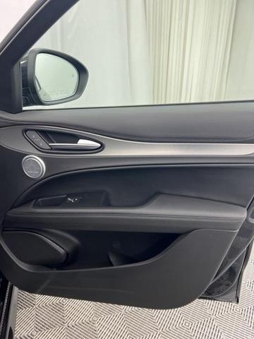 Photo of 2025 Black Alfa Romeo Stelvio