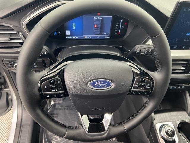 Photo of 2024 Silver Ford Escape