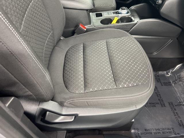 Photo of 2024 Silver Ford Escape