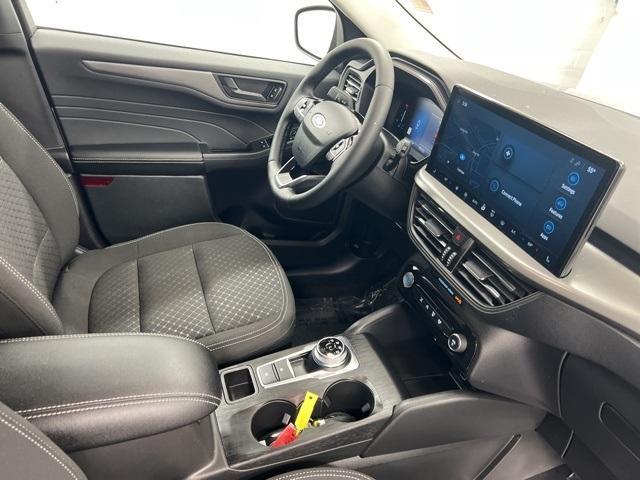 Photo of 2024 Silver Ford Escape