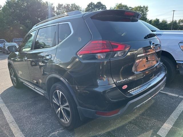 Photo of 2017 Midnight Jade Nissan Rogue