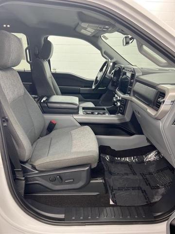 Photo of 2022 White Ford F-150