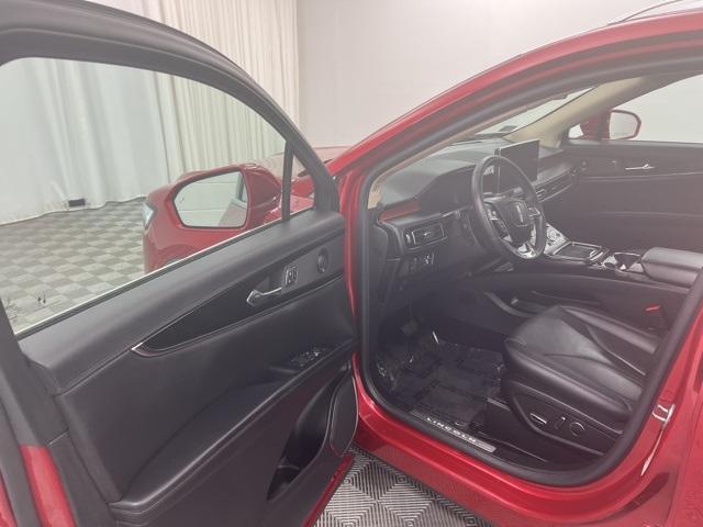 Photo of 2021 Red Lincoln Nautilus