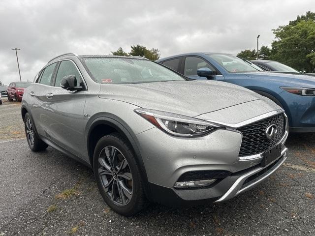 Photo of 2017 Blade Silver INFINITI QX30