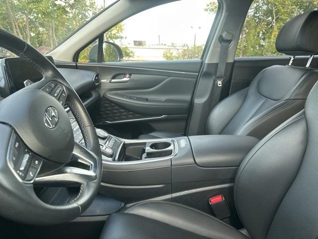 Photo of 2023 Gray Hyundai SANTA FE