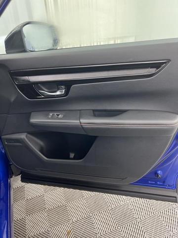 Photo of 2025 Blue Honda CR-V Hybrid