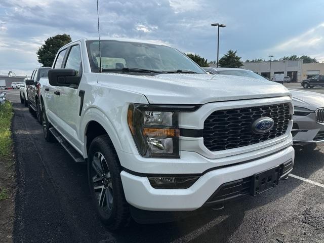 Photo of 2023 White Ford F-150