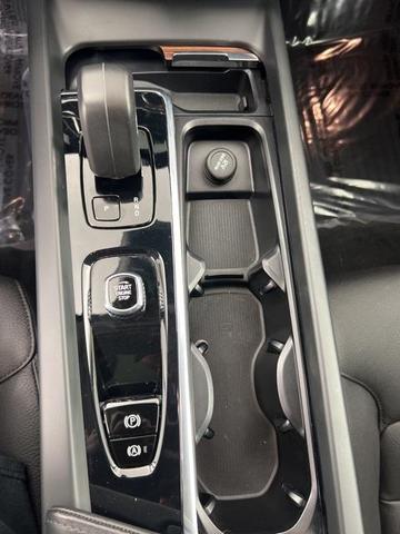 Photo of 2023 Gray Volvo XC60