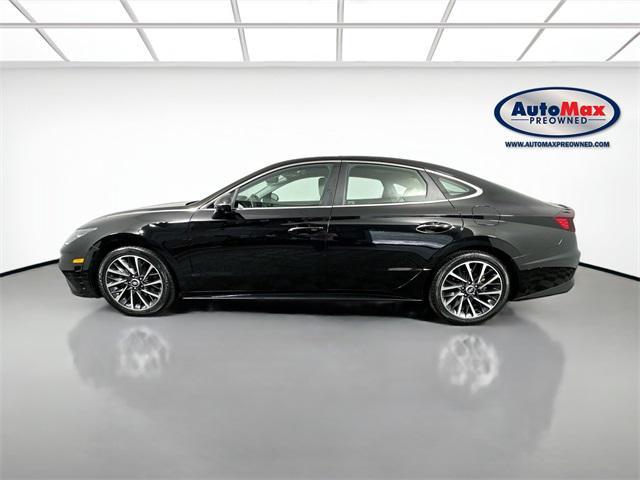 Photo of 2022 Phantom Black Hyundai SONATA