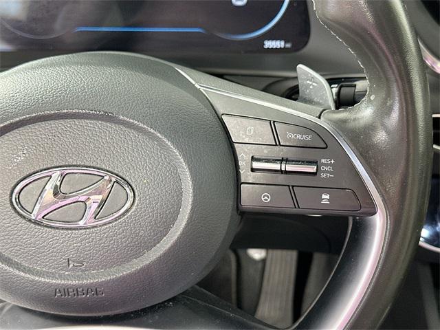 Photo of 2022 Phantom Black Hyundai SONATA