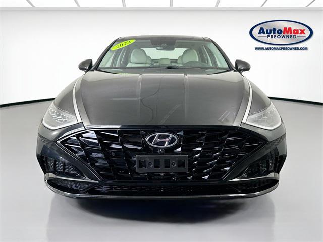 Photo of 2022 Phantom Black Hyundai SONATA