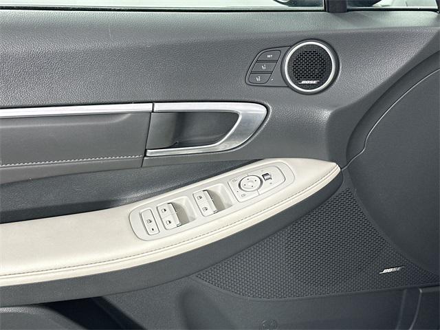 Photo of 2022 Phantom Black Hyundai SONATA