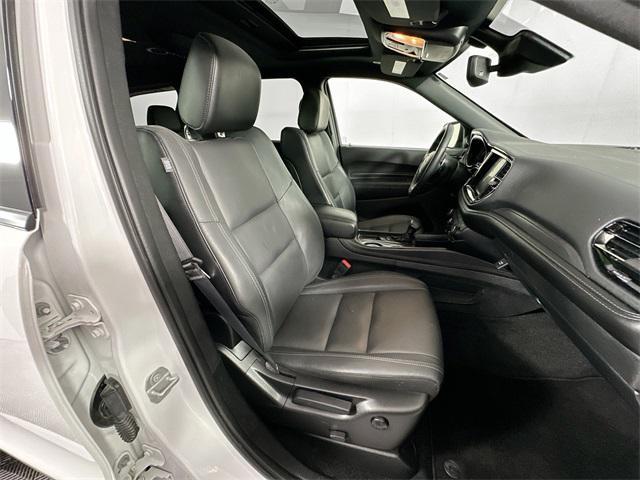 Photo of 2022 White Knuckle Clearcoat Dodge Durango