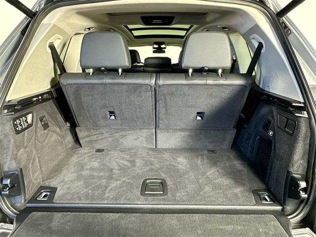 Photo of 2025 Gray BMW X7