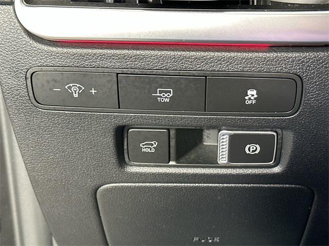 Photo of 2023 Abyss Black Pearl Hyundai PALISADE